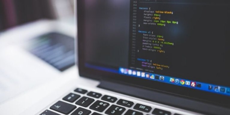 Site Personalizado ou Construtor de Sites?