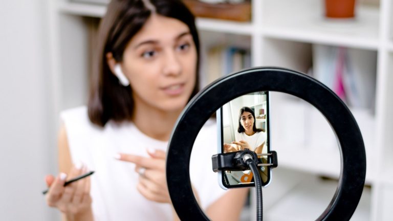 O que é o influencer marketing e como ele pode dar um up na sua marca